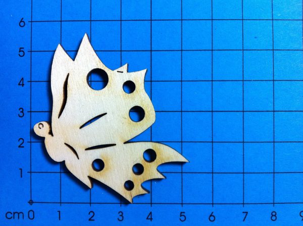 Schmetterling seitlich mit Ausschnitten aus Holz Angebot – Bild 4